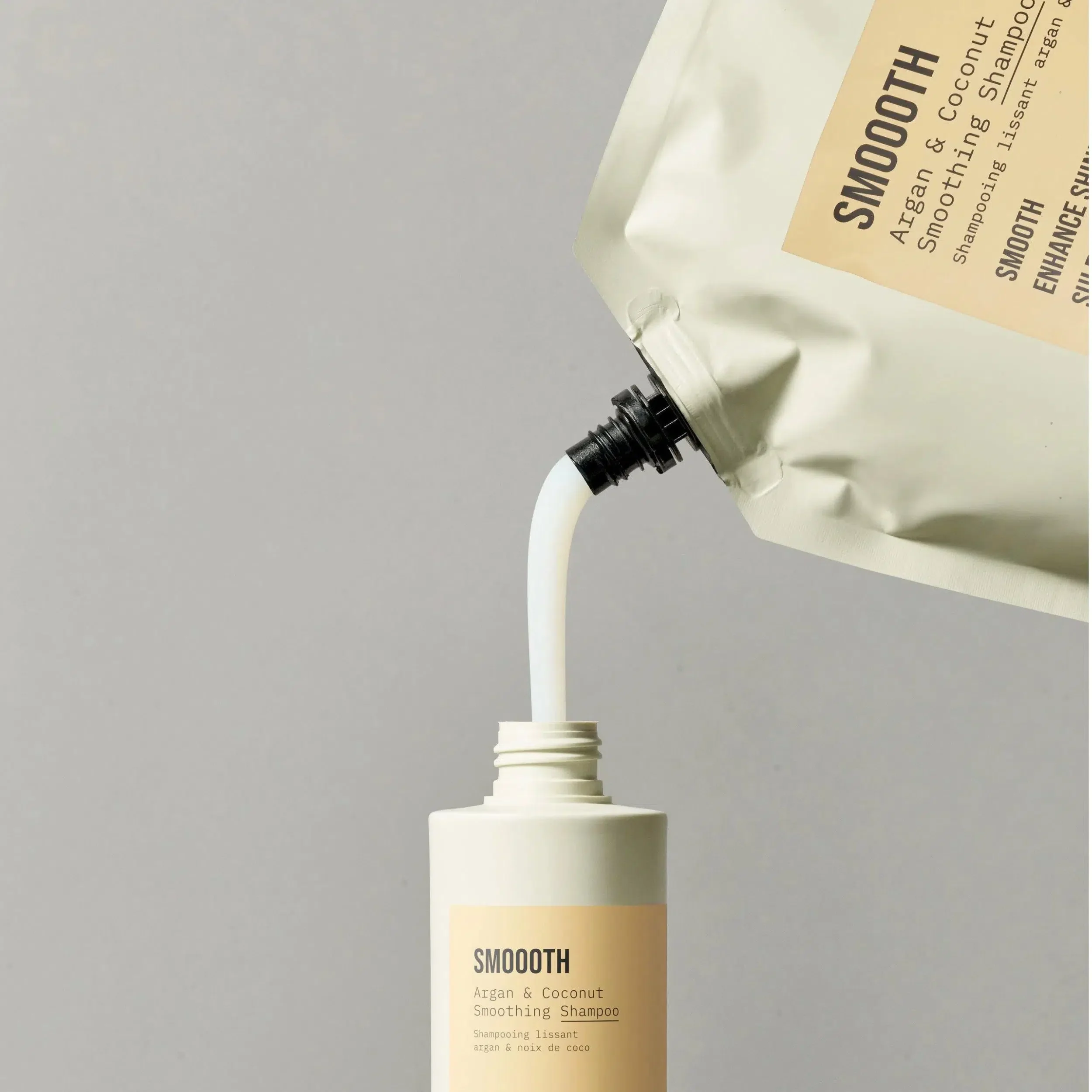 Smoooth Argan & Coconut Smoothing Shampoo - Image 3
