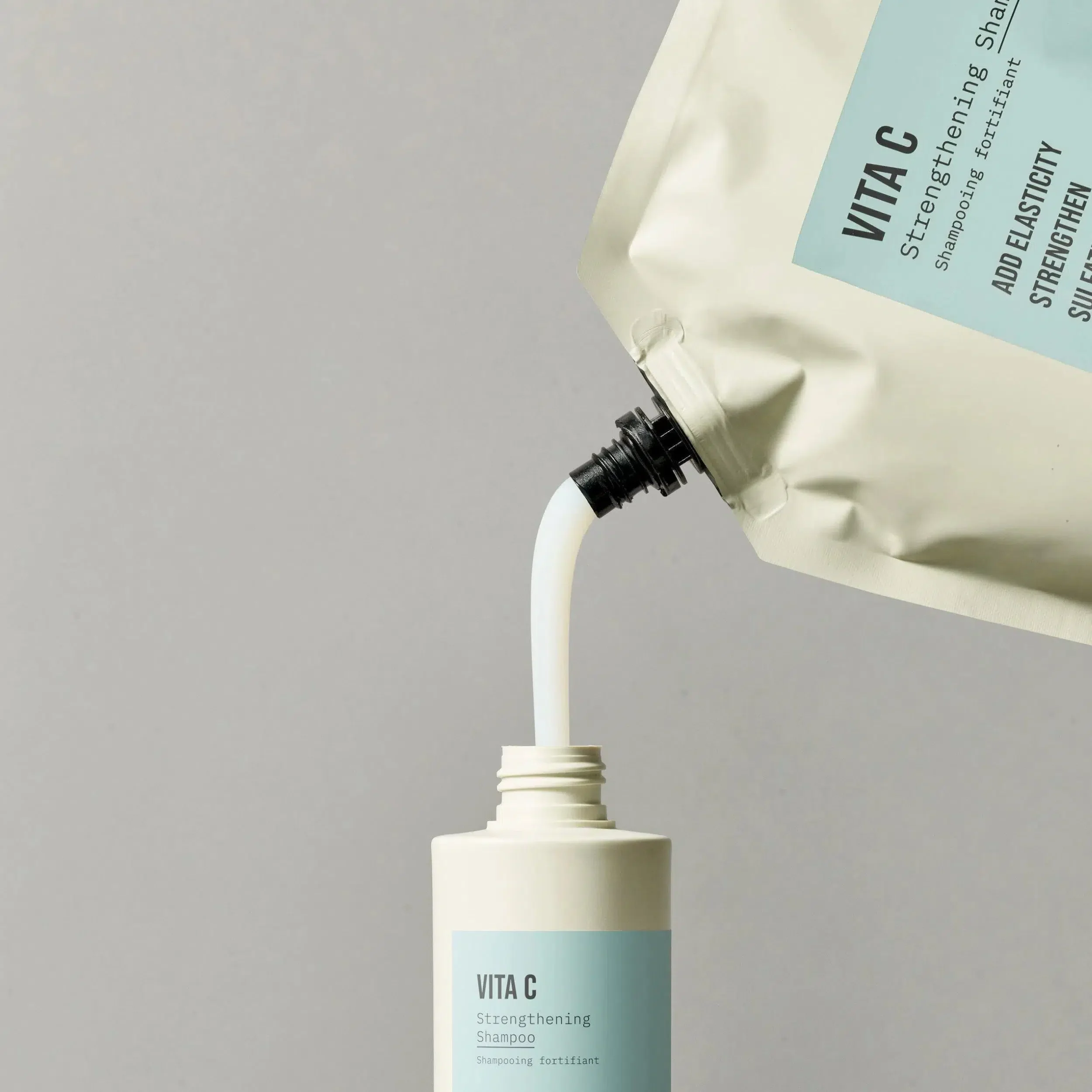 Vita C Strengthening Shampoo - Image 3