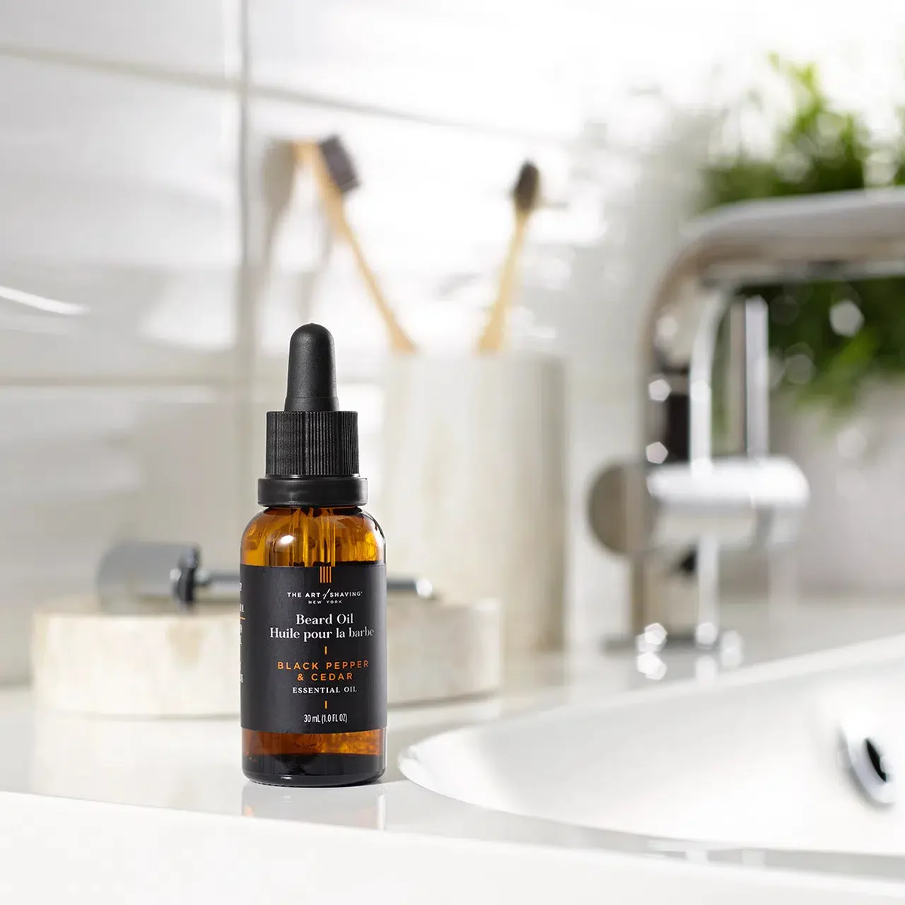 Black Pepper & Cedar Premium Beard Oil - Image 3