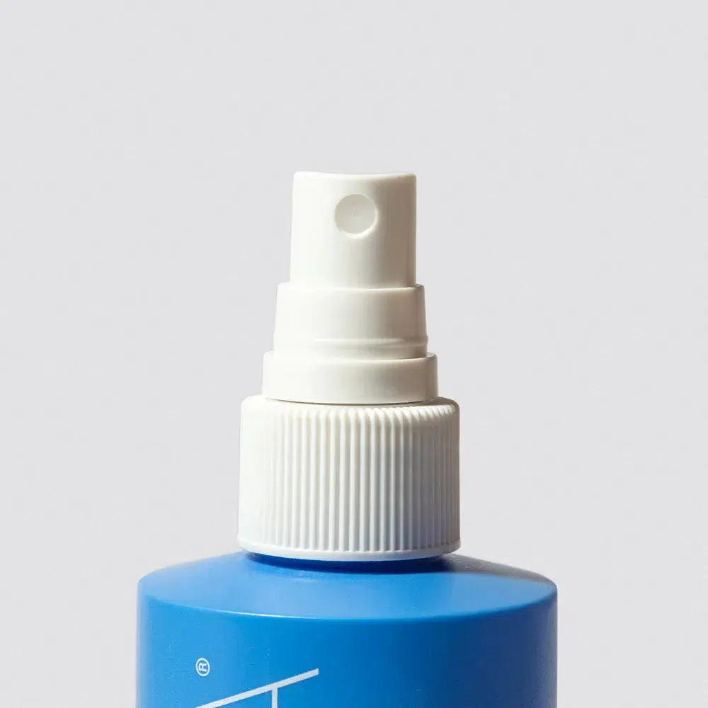 Firm Hold Hair Spray - Image 3
