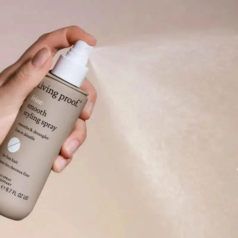 No Frizz Smooth Styling Spray - Image 3