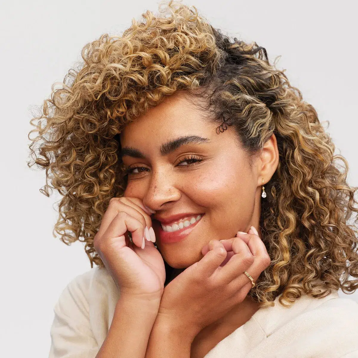 Clean Beauty Anti-Frizz Conditioner - Image 6