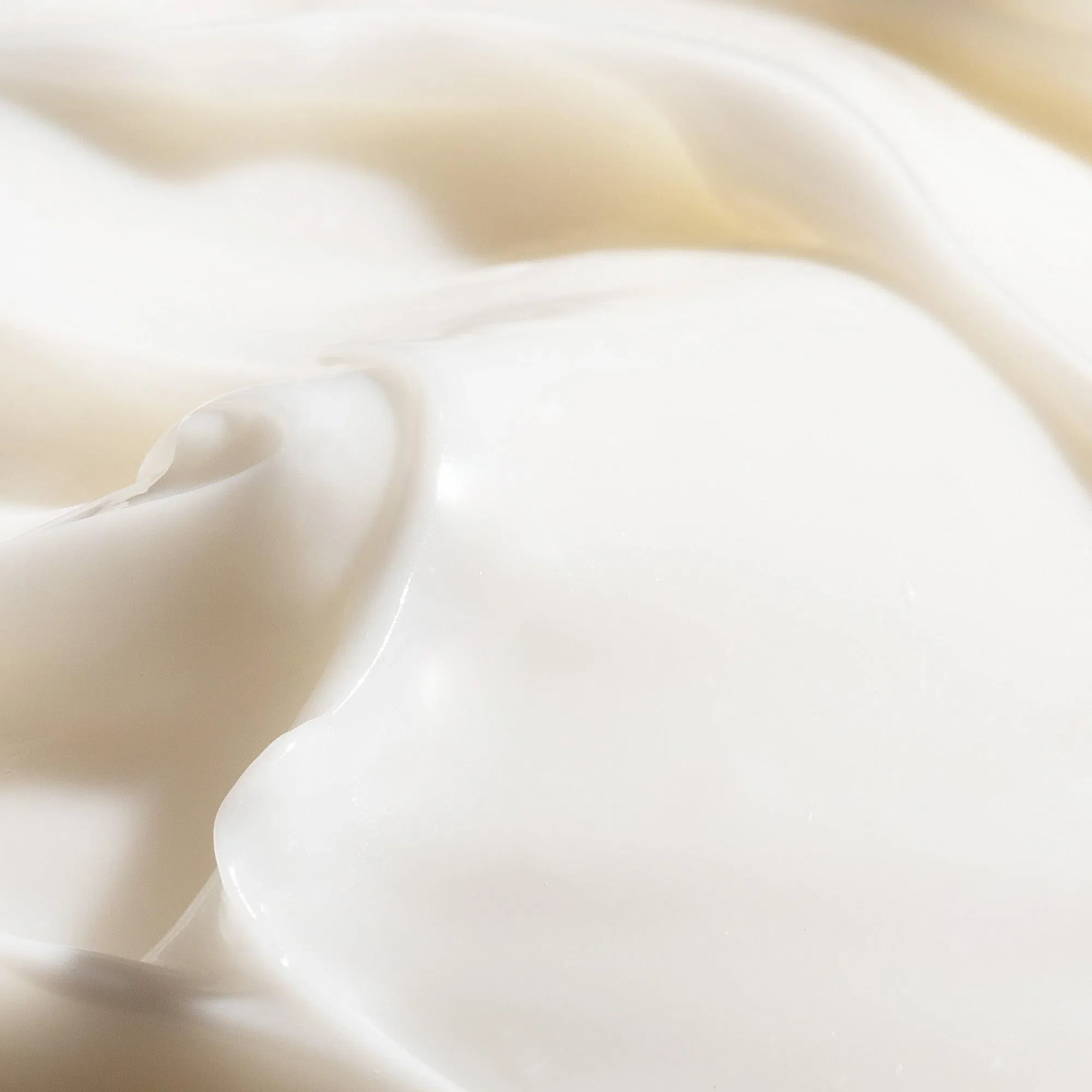 Hydrate Sheer Conditioner - Image 4