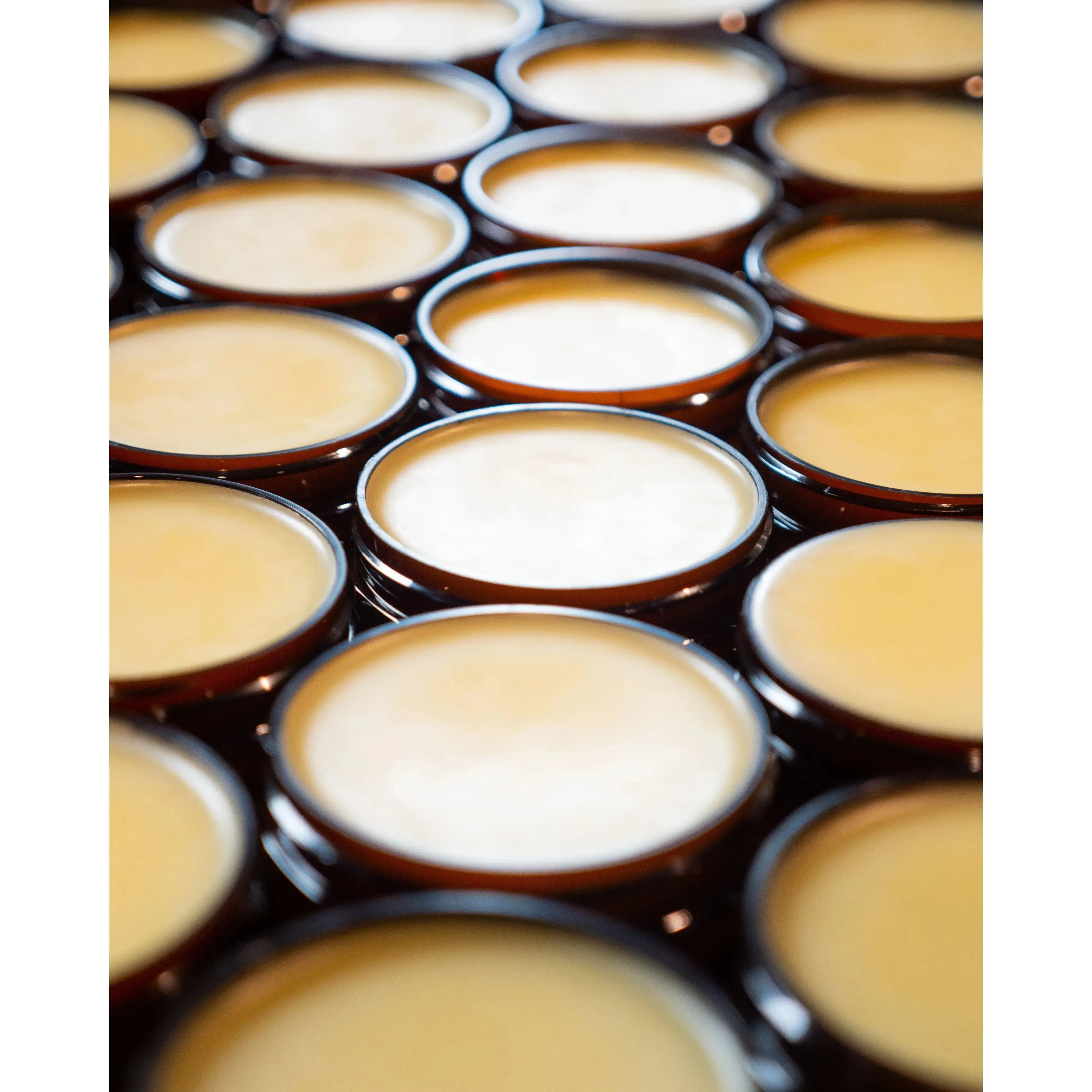 Traditional Pomade - Image 3